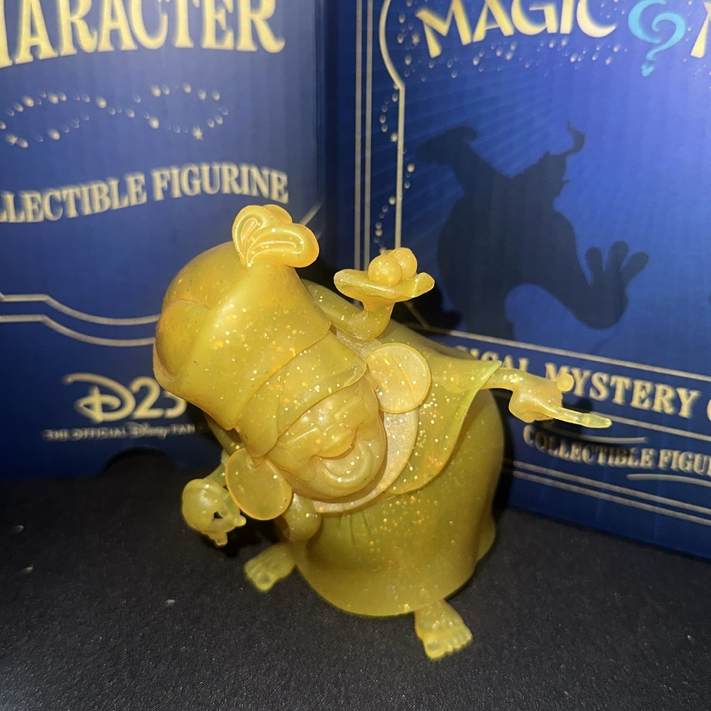 D23 Magic & Mystery Gold Member Collector Set Rare Glitter Variant Mama Odie NIB